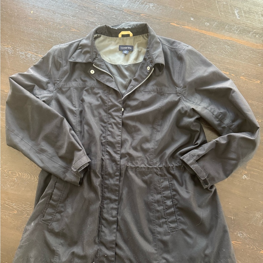 Lands' End women’s XL Rain wind  Black Jacket
